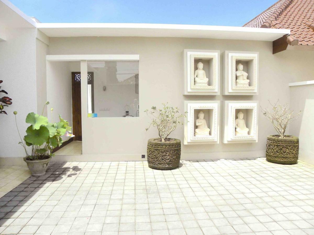 Villa Jaal Kuta  Exterior photo