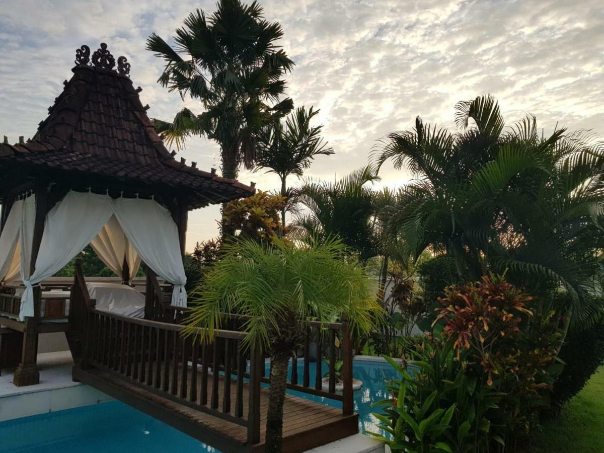 Villa Jaal Kuta  Exterior photo